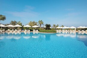 Merit Crystal Cove Hotel Casino & SPA