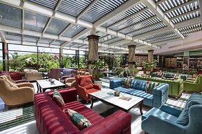 Merit Crystal Cove Hotel Casino & SPA