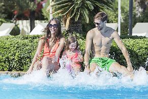 Merit Crystal Cove Hotel Casino & SPA