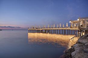 Merit Crystal Cove Hotel Casino & SPA