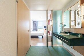 B&B Hotel Lully 3 Lakes