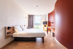 B&B Hotel Lully 3 Lakes