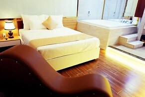 Hong Bao Thach Hotel