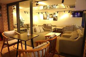 Hong Bao Thach Hotel