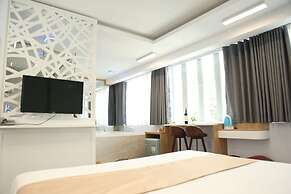 Hong Bao Thach Hotel