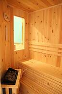 Hong Bao Thach Hotel