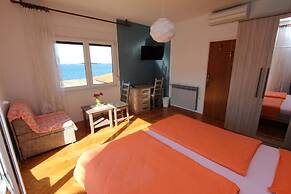 Rooms and Apartments Bella Vista