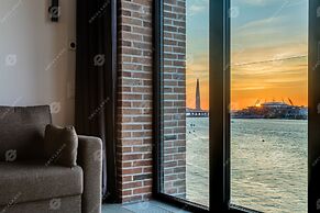 Docklands Apart Hotel