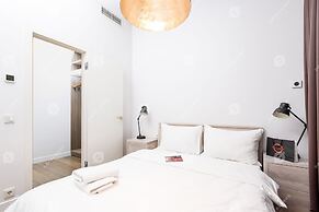 Docklands Apart Hotel