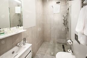 Docklands Apart Hotel