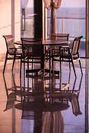 Vogal Luxury Beach Hotel & Spa