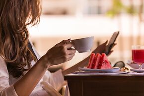 Vogal Luxury Beach Hotel & Spa