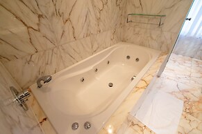 Center City Villa