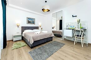 Apartments El Corsaro