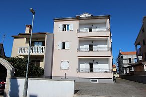 Apartments Elida