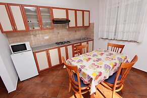 Apartments Elida