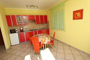 Apartments Elida