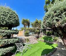 Bay Holiday Hotel & Spa