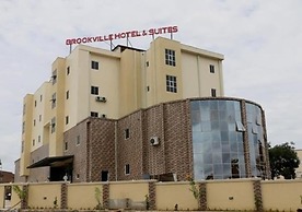 Brookville Hotel & Suites