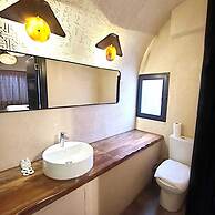 Avenue Hotel