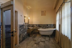 Henna Hotel - Adults Only