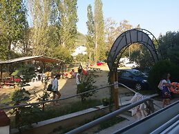 Saglik Apart Pansiyon