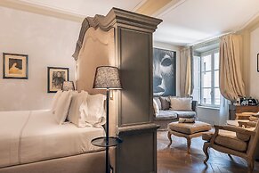 Corte Calzaiuoli Elegant Suites