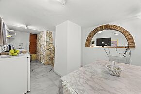 Apartments Knezovic