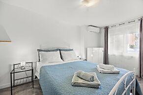 Apartments Knezovic