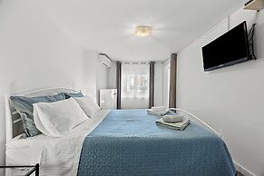 Apartments Knezovic