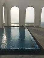 De Saram Residencies