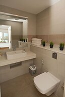 De Saram Residencies