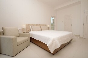 De Saram Residencies