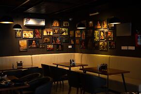 Vihaari 24 Business Hotel