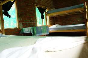Hospedaje Los Chocoyos - Hostel