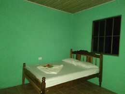 Hospedaje Los Chocoyos - Hostel