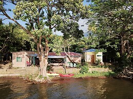 Hospedaje Los Chocoyos - Hostel