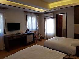 Chorlada Lanna Hotel