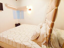 $ PROMO $ 3 Bedrooms with Bathrooms apartment & Jacuzzi in Lleras park