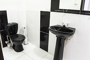 $ PROMO $ 3 Bedrooms with Bathrooms apartment & Jacuzzi in Lleras park