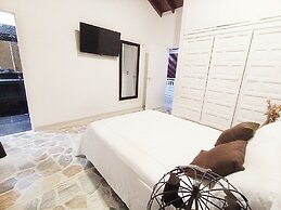 $ PROMO $ 3 Bedrooms with Bathrooms apartment & Jacuzzi in Lleras park
