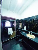 $ PROMO $ 3 Bedrooms with Bathrooms apartment & Jacuzzi in Lleras park