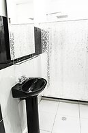 $ PROMO $ 3 Bedrooms with Bathrooms apartment & Jacuzzi in Lleras park