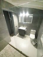 $ PROMO $ 3 Bedrooms with Bathrooms apartment & Jacuzzi in Lleras park