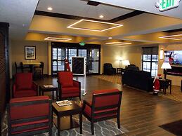 Comfort Inn & Suites Cedar Rapids CID Eastern Iowa Airport