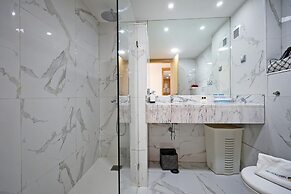 B19 - Marina Club Apartment