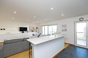 B19 - Marina Club Apartment