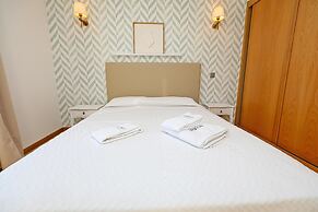 B19 - Marina Club Apartment