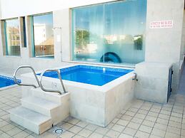 B26 - Palmeiras Top-Floor Apartment