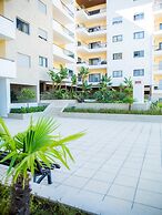 B26 - Palmeiras Top-Floor Apartment